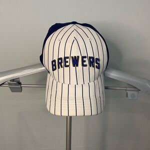 Brewers‎ Striped Baseball Cap mitt one size